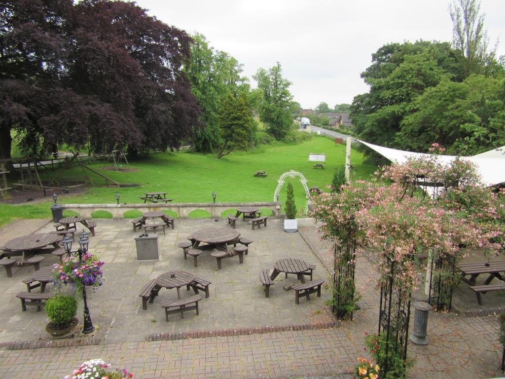 The Bentley Brook Inn آشبورن الغرفة الصورة